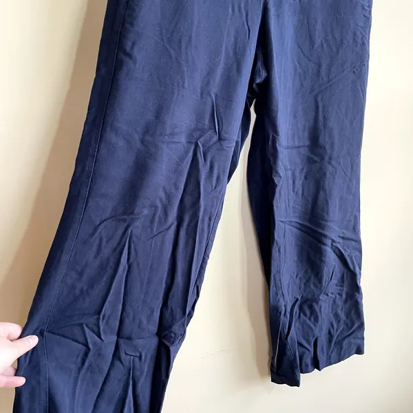 Old Navy flat front elastic waist pull‎ on wide leg pants women's M navy rayon - Image 3