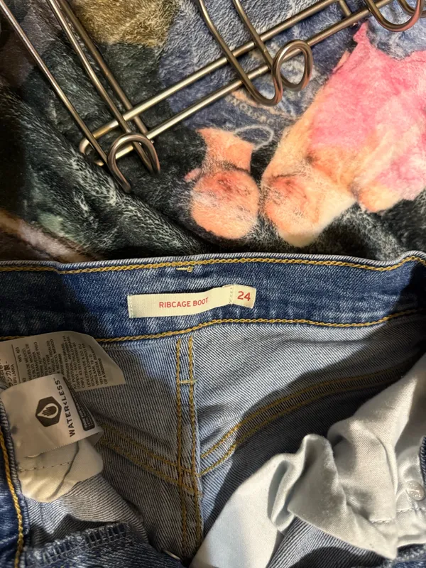 Levi’s Jeans - Image 2