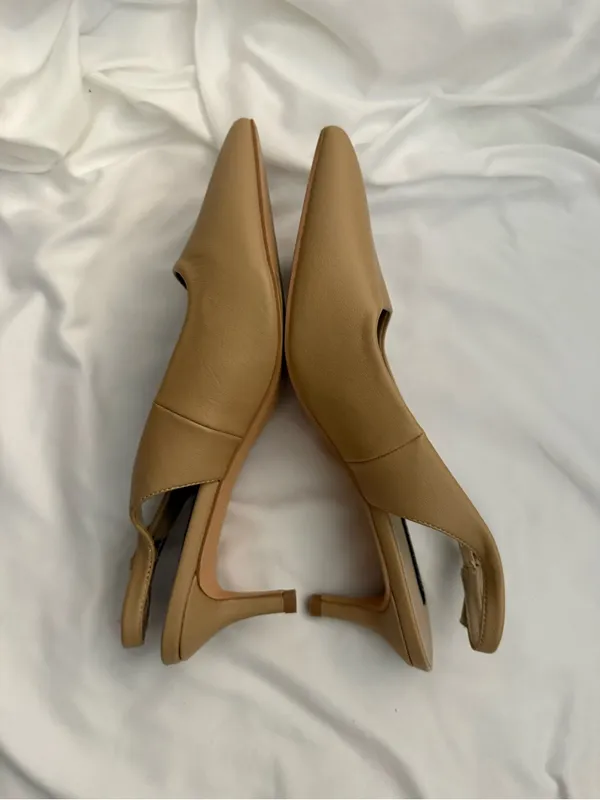 EUC French Connection Quinn Nude Slingback Kitten Heel - Image 4