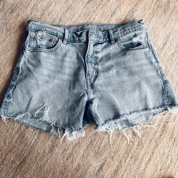American Eagle Outfitters Light Blue Denim Frayed Hem Women's Shorts - Image 3