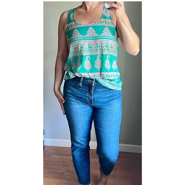 Umgee High low Tank Top/shirt Size Medium - Image 4