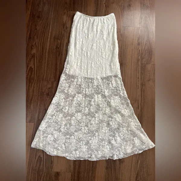 Kish Vintage Y2K Layering Lace Maxi Skirt Feminine Fairy Coquette Ethereal White - Image 2
