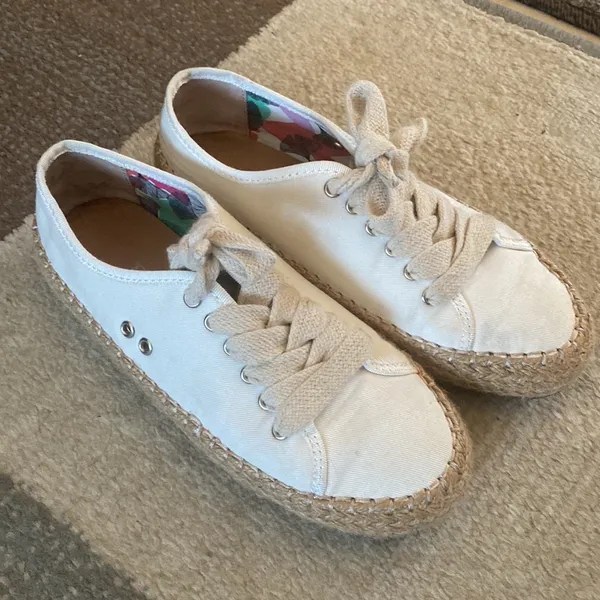 Womens coconut canvas shoes White Size 6 - Image 2
