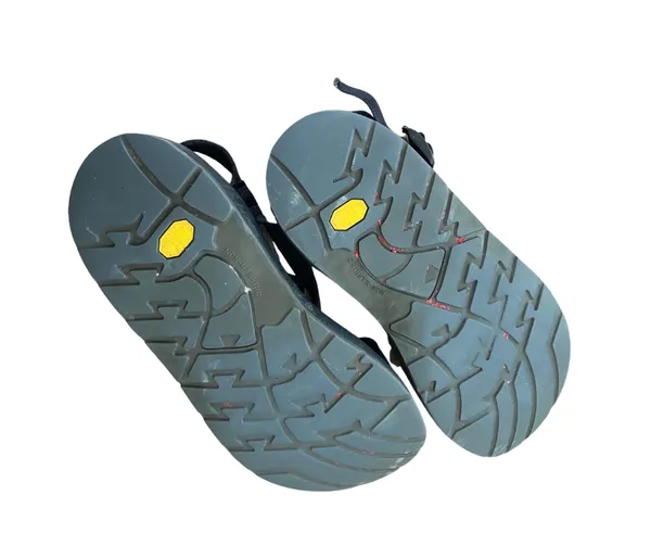 black classic single strap chunky hiking / water sandals 🔥 - Image 2