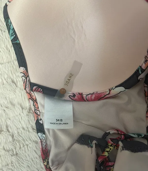 Shade & Shore One Piece Cut Out Swim - Image 4