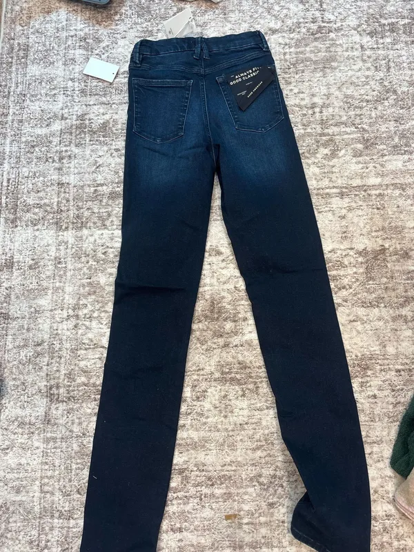 Good American Jeans - Image 3