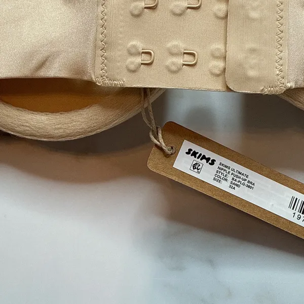 NWT Skims Ultimate Nipple Push-Up Bra - Image 5