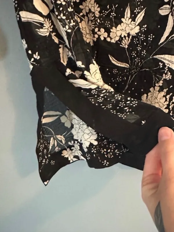 Zara black and white sheer floral quarter sleeve tunic blouse - Image 6