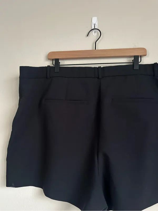 Abercrombie & Fitch Sloane Tailored Shorts - Image 6