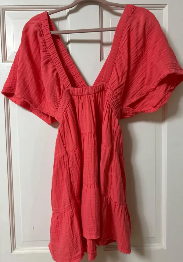 Women's Pool-To-Party Flutter Sleeve Dress - Image 4