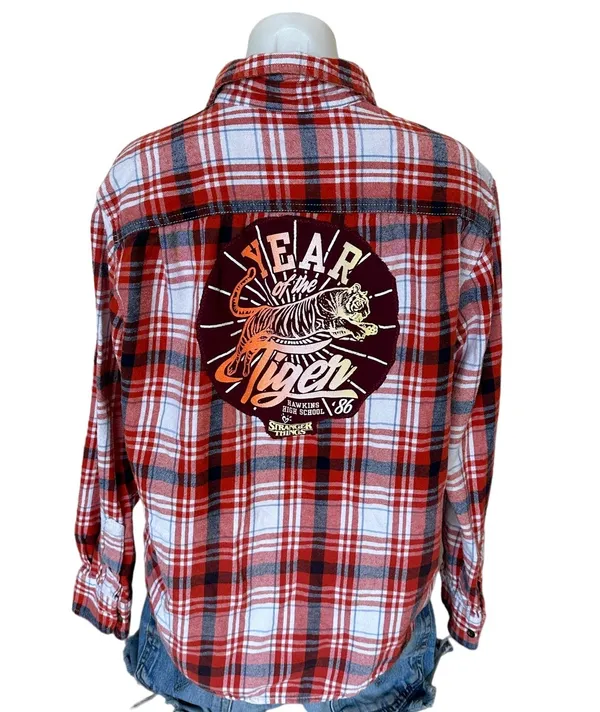 Stranger Things Plaid Flannel Shirt MEDIUM Oversize Unique Hawkins Tigers - Image 2
