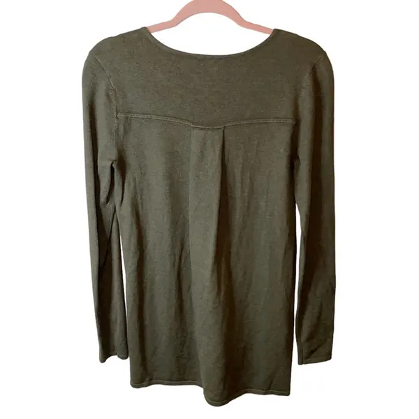 Chelsea & Theodore Olive Green Long‎ Sleeve Sweater Small Casual High Low - Image 2