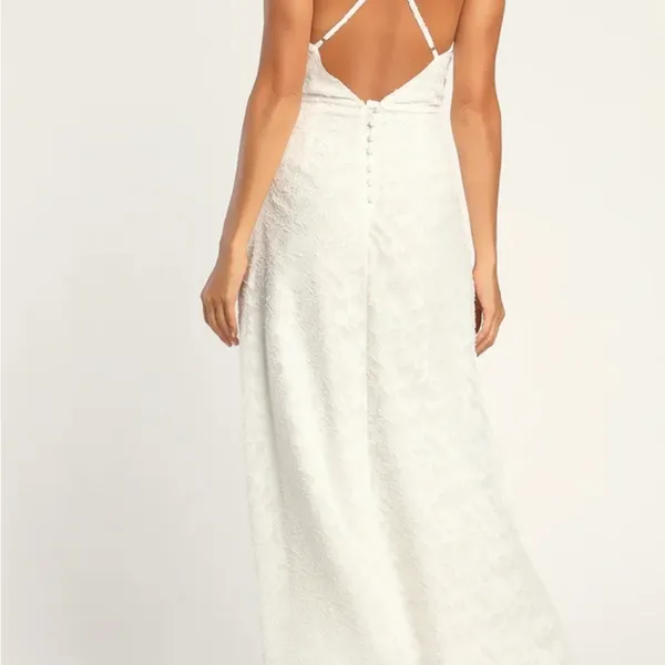 Lulus White Sleeveless Scoop Neck Wedding Gown - Image 7