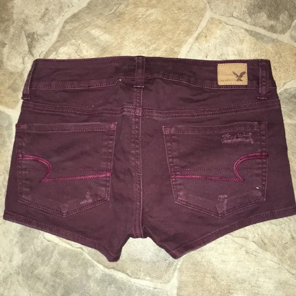 AEO shortie 2 distressed shorts - Image 2