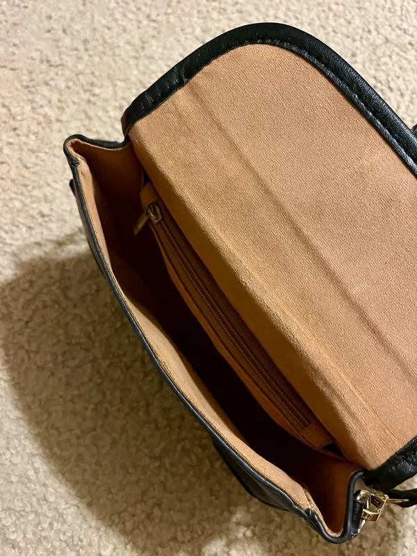 black mini clutch - Image 3