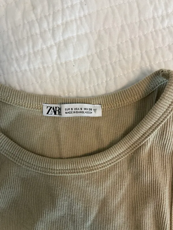 Zara Basic Cream Tank Top - Image 3
