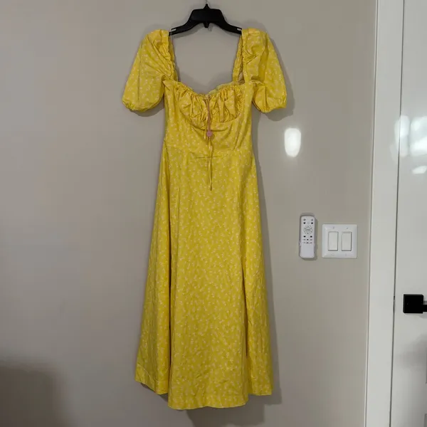 House of CB TALLULAH YELLOW FLORAL PUFF SLEEVE MIDI DRESS Size L - Image 4