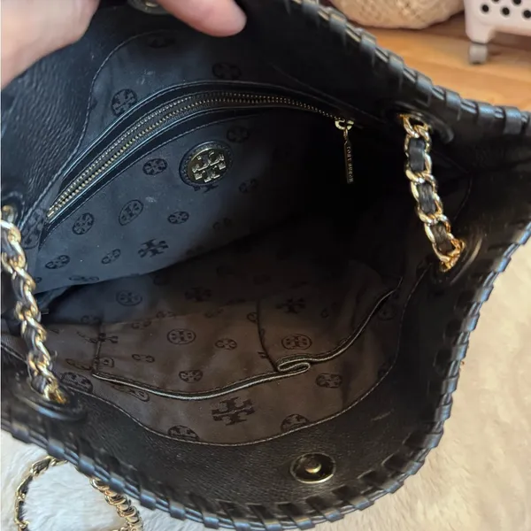 Tory Burch Black Leather convertible crossbody Chain Tote - Image 4