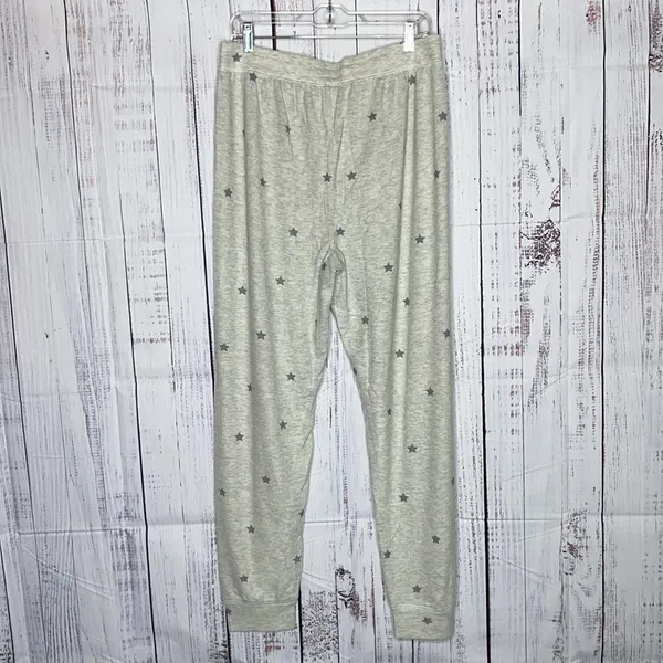 Star + Skye NWT Size 1X Gray Star Print 2 Pc. Pajama Set - Tank & Jogger Pants - Image 5