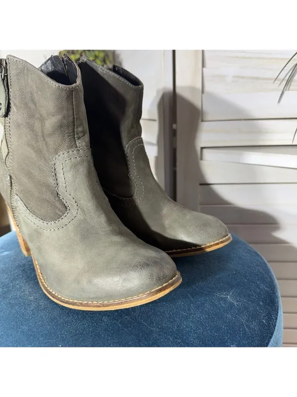 Rebel Taupe Gray Leather Ankle Cowboy Boots Size 9 - Image 4
