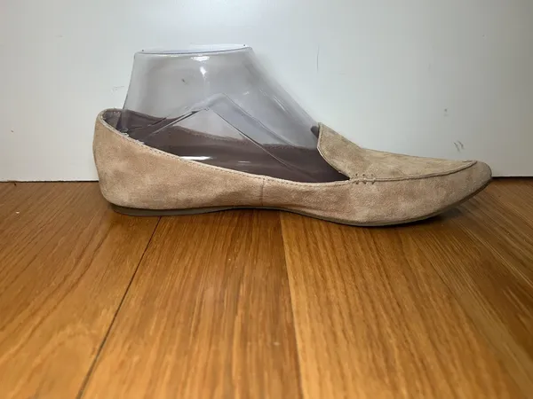 Steve Madden Shoes Womens Size 9 Beige Suede Feather Pointed Toe Loafers - Image 6