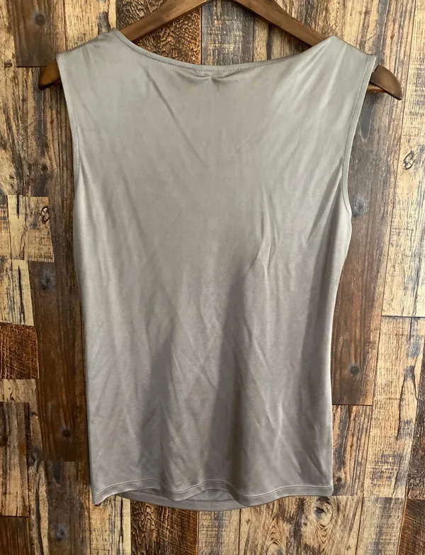 Ann Taylor women's sleeveless blouse size small 100% Rayon gray - Image 3