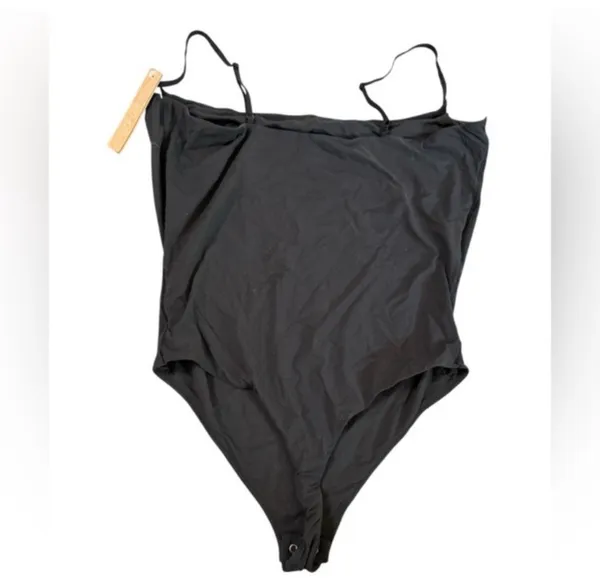 SKIMS Fits Everybody Cami Bodysuit S - Image 3