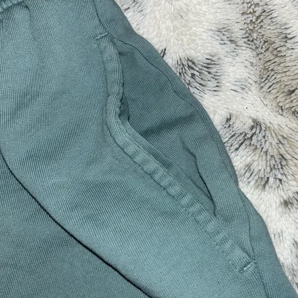 Boys Lie 🆕 NWOT | Classic V2 Sweat Shorts | Lead | Size Small **Flawed** - Image 10