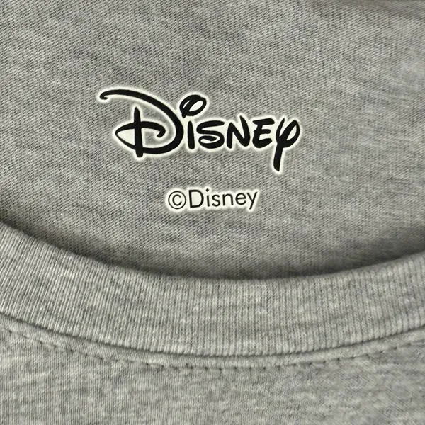 Disney Mickey Mouse Ears Friends Gray Christmas Holiday Tee Shirt Women's size L - Image 6