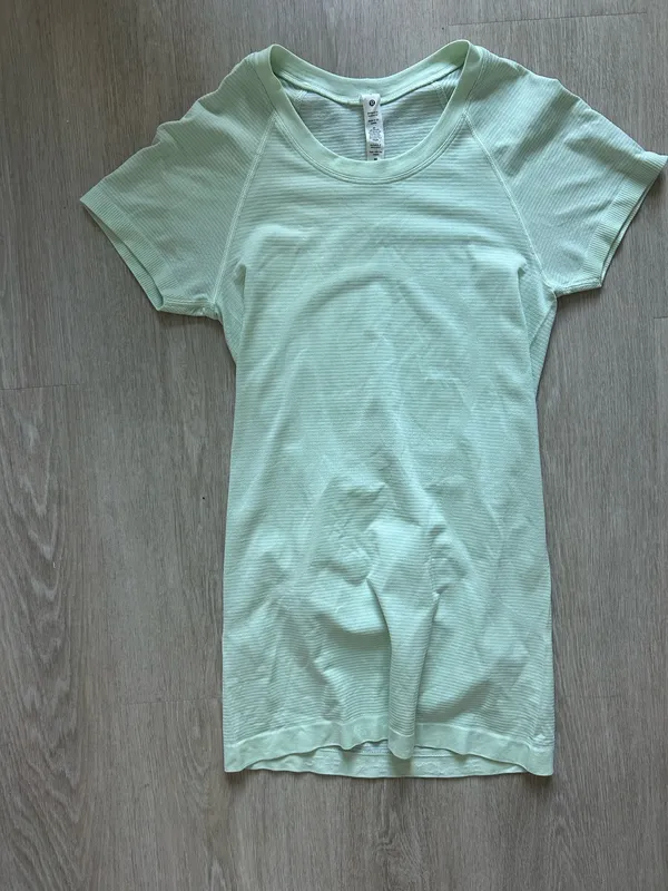lululemon Light Green swiftly tech Tee size 4 - Image 2