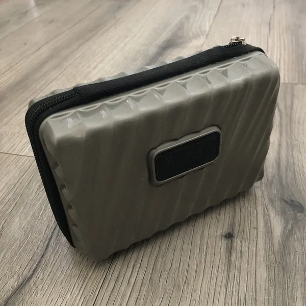 TUMI for Delta Hard Shell Amenity Travel Case Kit Zippered Pouch Toiletry Case - Image 2