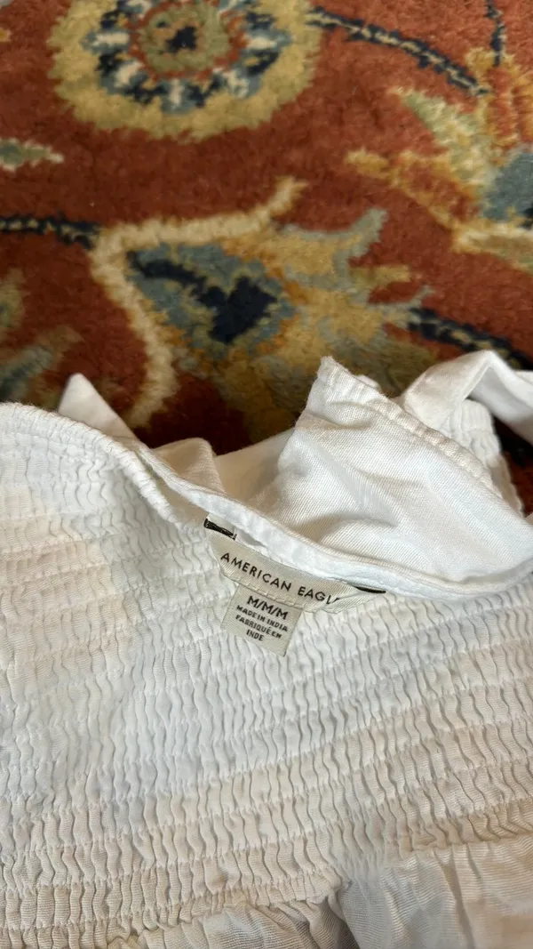 American Eagle Outfitters Cropped Linen Top - Image 3