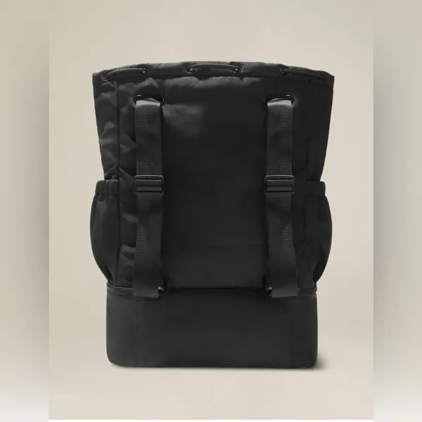 NWT Beyond Yoga Convertible Gym Bag Backpack Black - Image 3