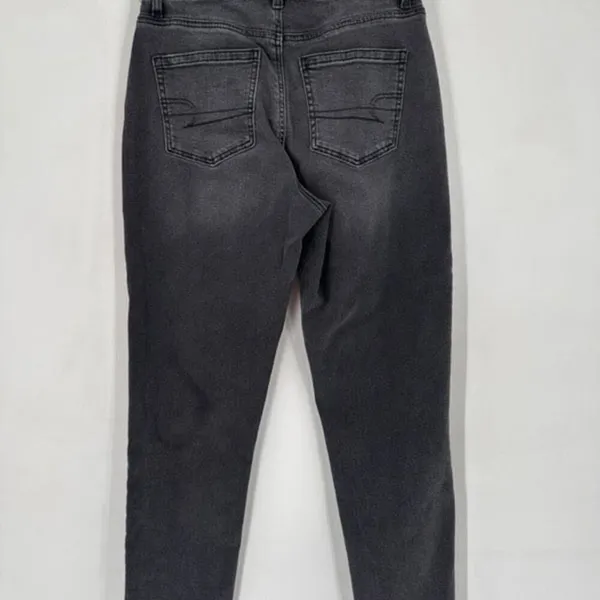 American Eagle Charcoal Gray Super Hi Rise Mom‎ Jeans Size 4 - Image 13