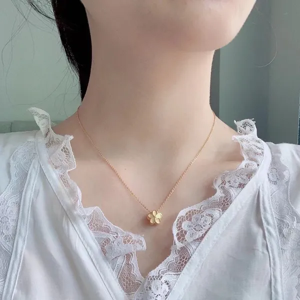 Hollow Flower Pendant Necklace for Women - Image 4
