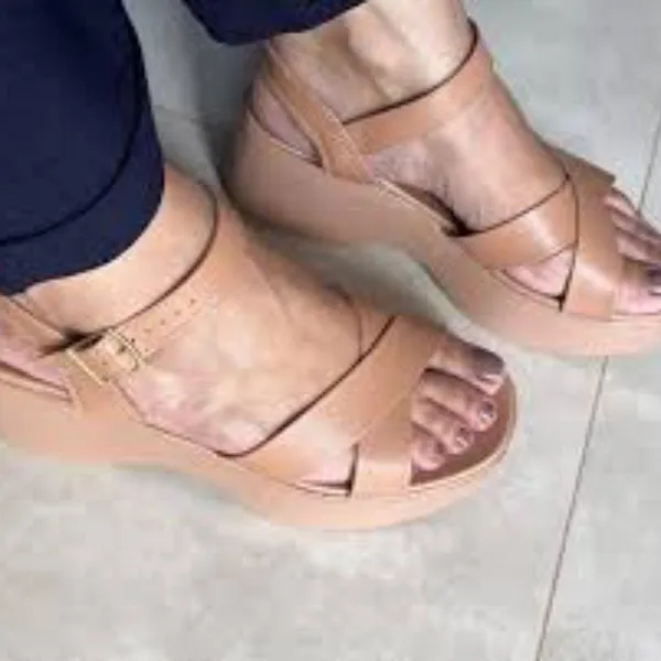 Seaside Brand Tan Sandals Minimalist Flatform Design 40 - Image 7