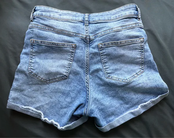 H&M Light Wash Denim Shorts - Image 2