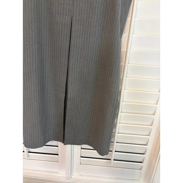 Abercrombie &‎ Fitch Gray And White Stripe Pinstripe Midi Skirt Size Medium - Image 4