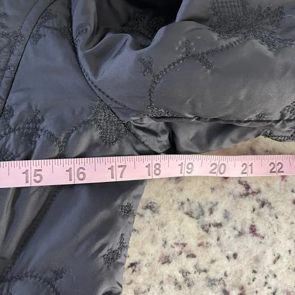 H&M Puffer Coat Women XS Black Floral Embroidered Quilted‎ Longline Funnel Neck - Image 6