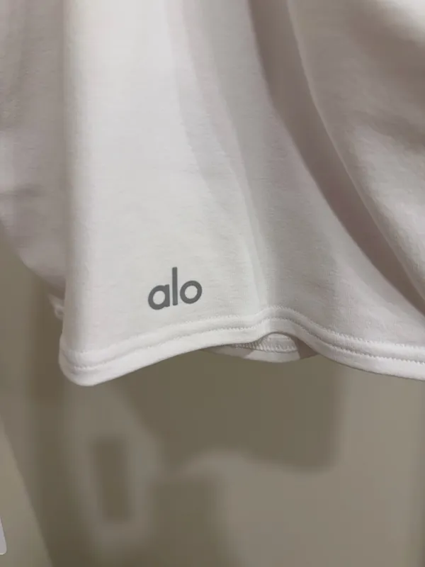 Alo Tank Yoga Top - Image 5