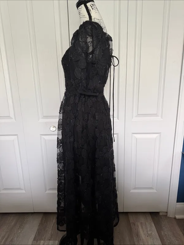 Black Embroidered Puff - Image 5