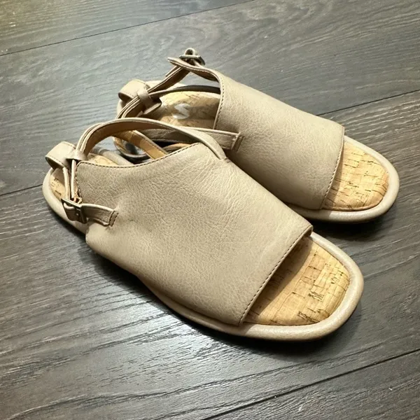 Kork’s Women’s 6M Tan Tate Sandals - Image 2