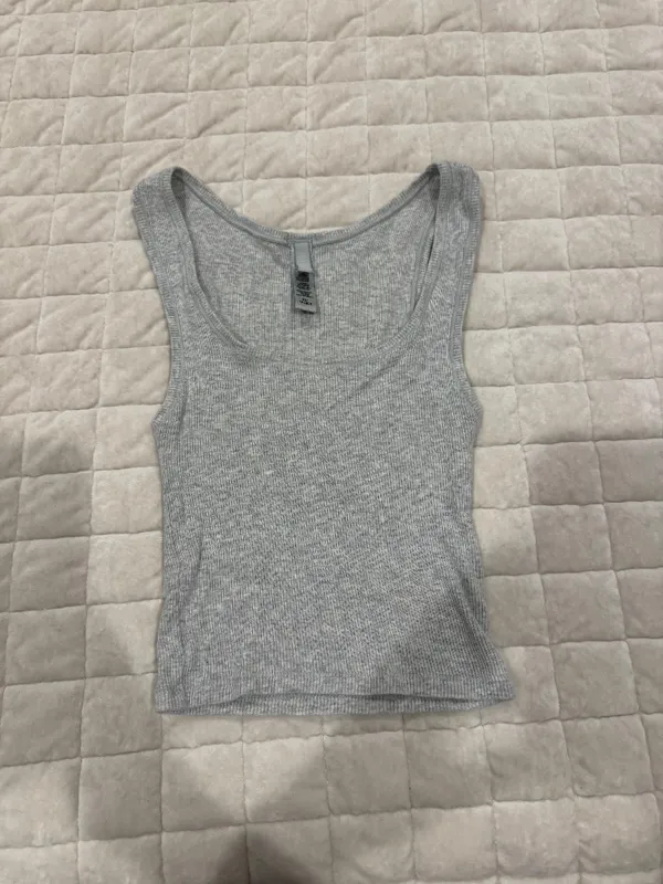 SKIMS Cotton Rib Tank Top - Image 3