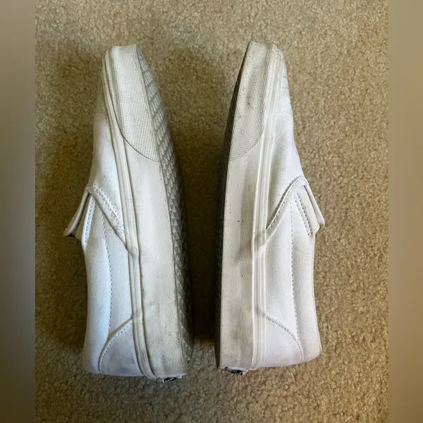 white vans - Image 3
