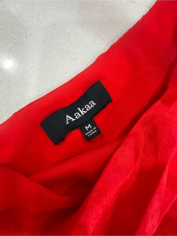 Aakaa One-Shoulder Red Pleated Midi Dress with Side Cutout Detail - Image 4