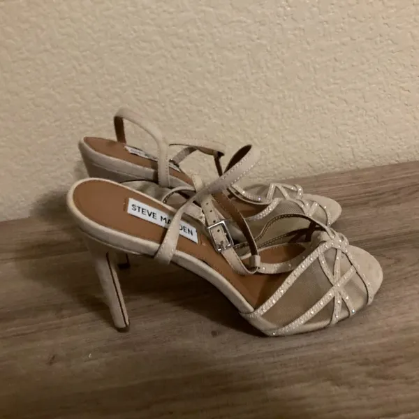 Steve Madden Tan Pluuto Heels Size 7.5 M 4" Heels Sparkly Mesh Inlay T Strap - Image 6