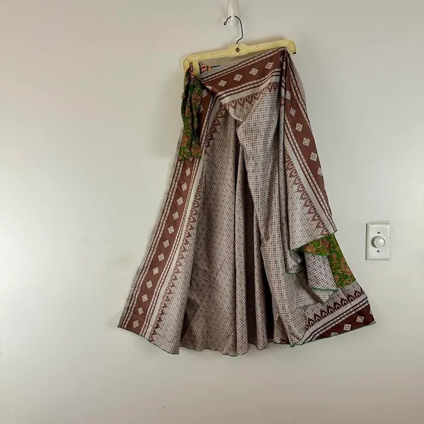 Reversible Maxi Wrap Skirt BINS403 Green - Image 2