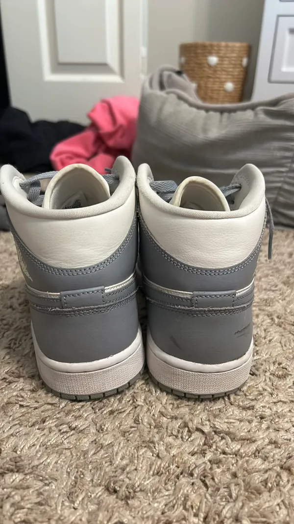 Nike Air Jordans - Image 5