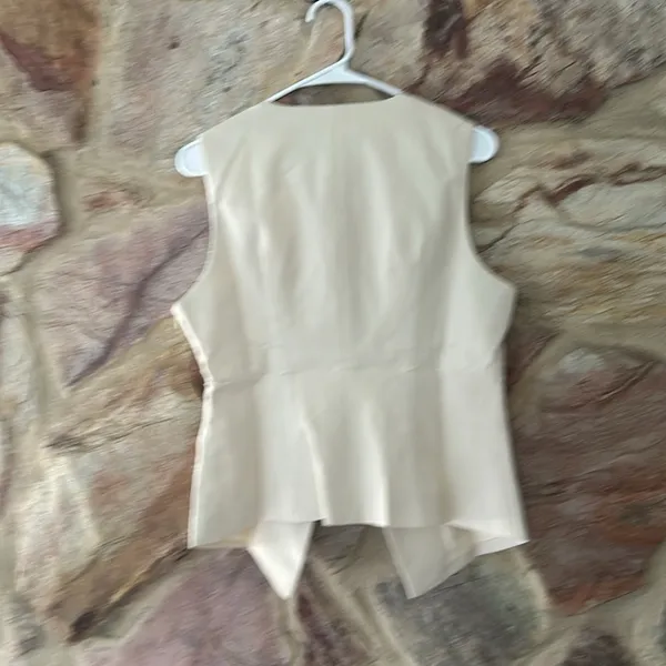 Commense Metal Detail Split Vest size xl - Image 6