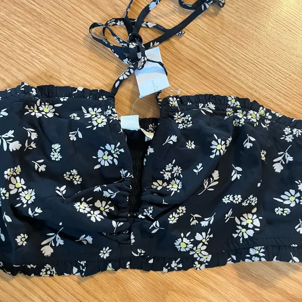 American‎ Eagle Silky Mini Skirt and AE Super Cropped V Neck Halter Top NWT - Image 4